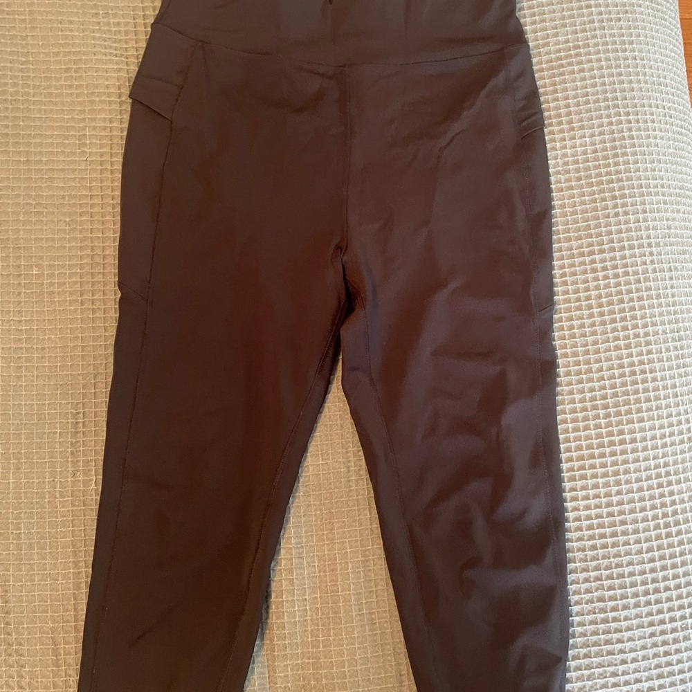 POP Fit Black Ankle-Length Pants